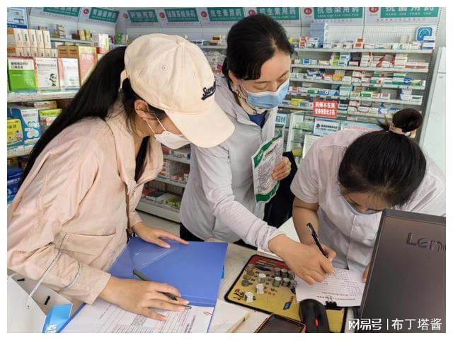 鹰潭最新小药店愿意套现的原因方法分析(最方便真实的鹰潭急用钱24小时套医保卡方法)